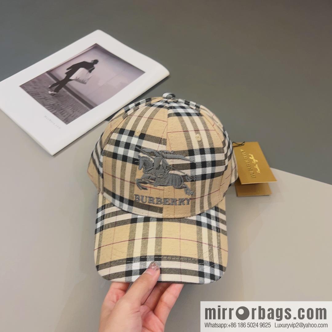 Burberry unisex checked baseball cap