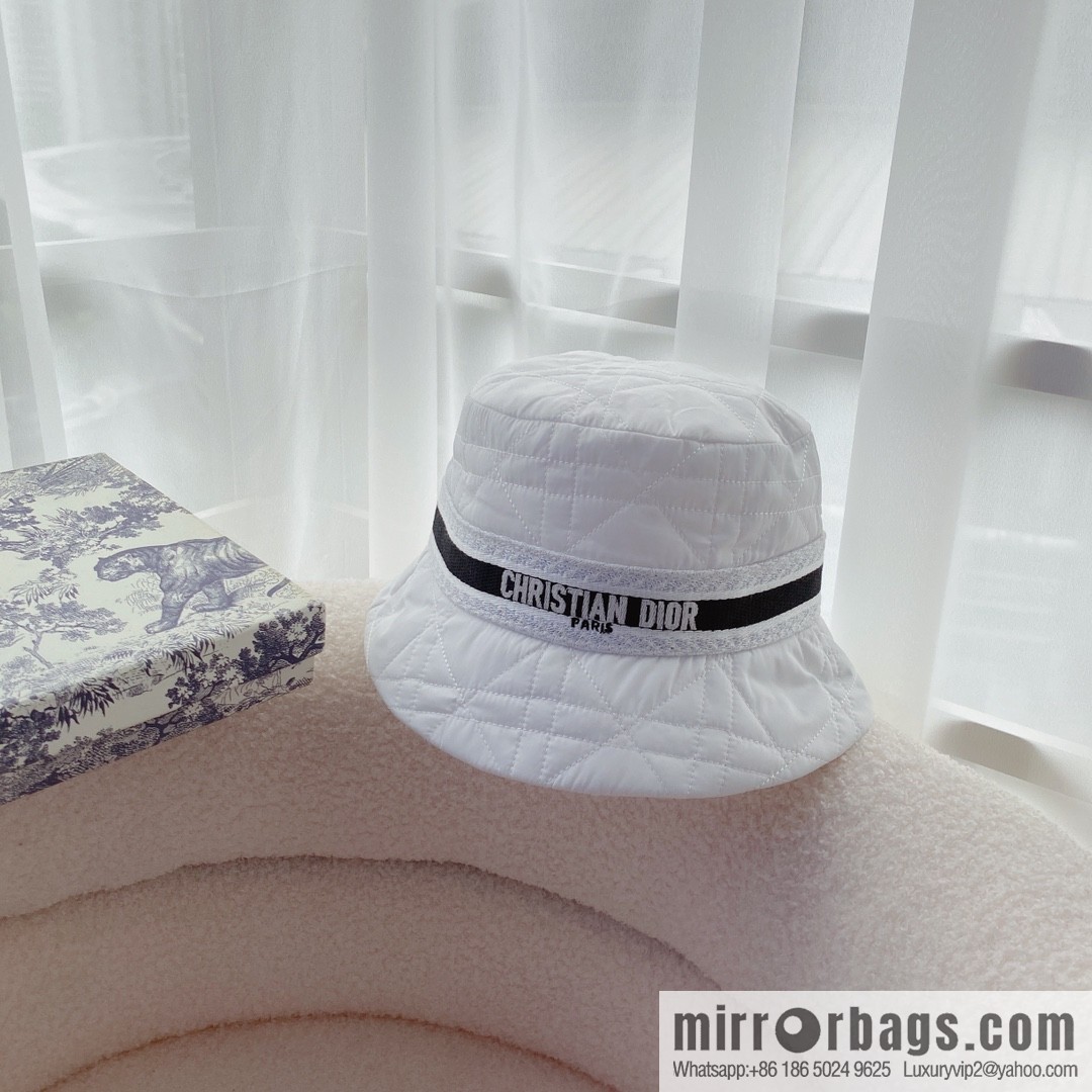 Dior 22 years old new diamond bucket hat