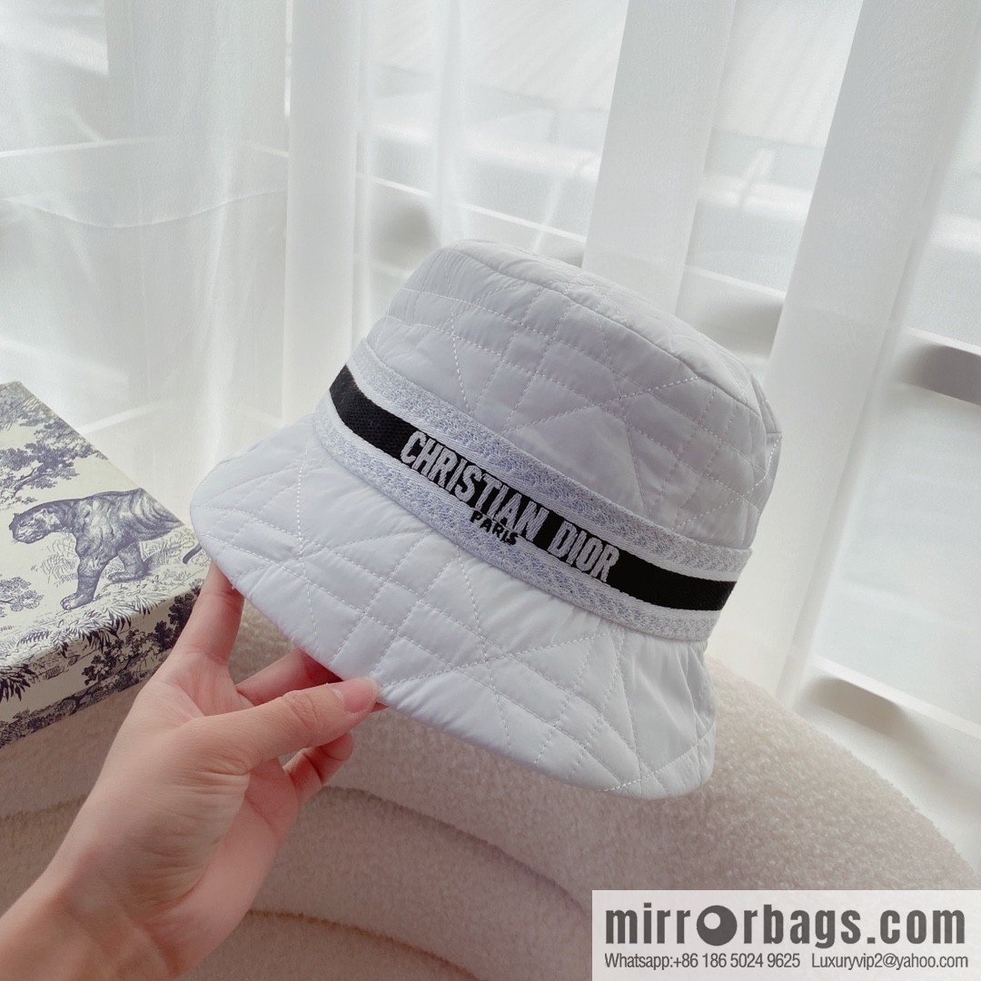 Dior 22 years old new diamond bucket hat