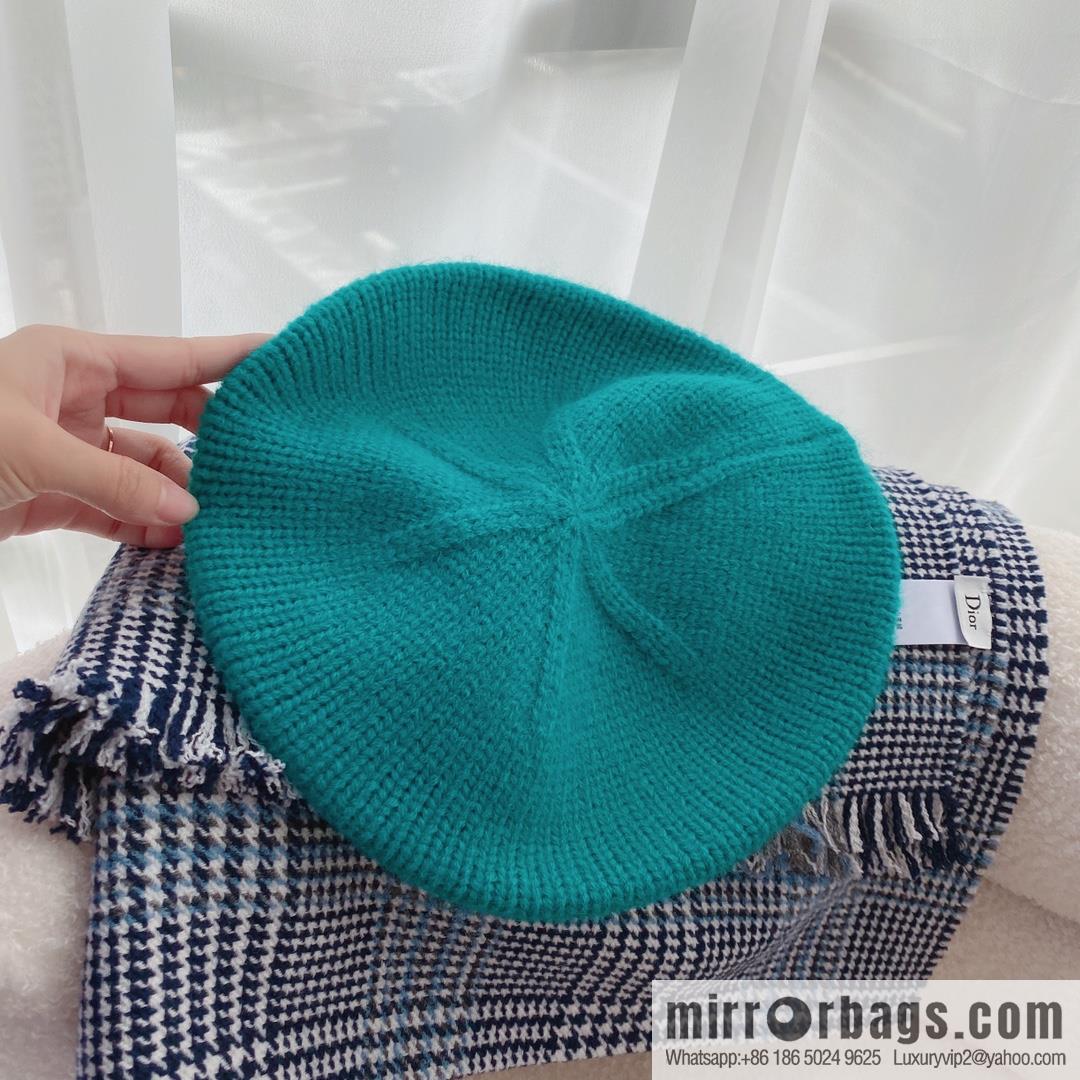 Gucci Gucci 22 years old new knitted beret