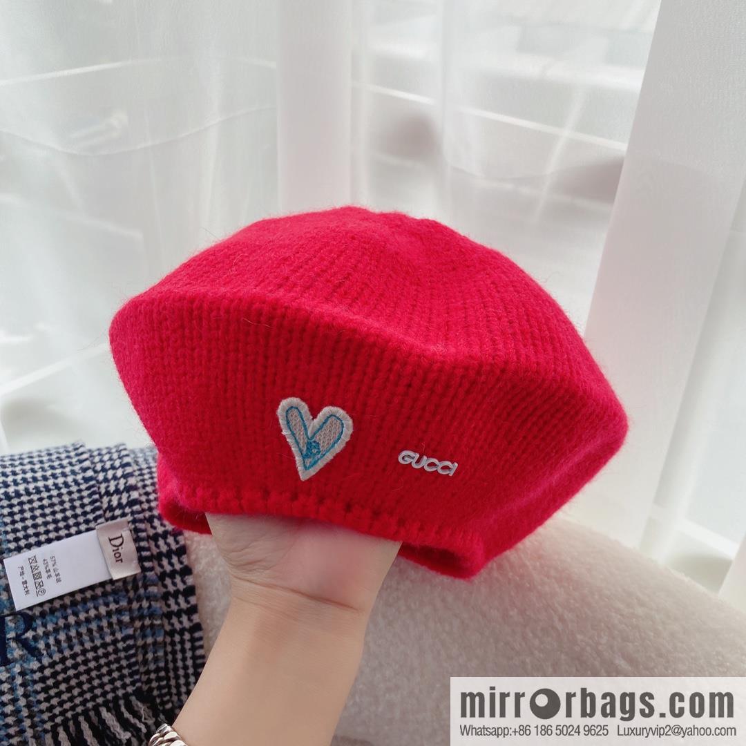 Gucci Gucci 22 years old new knitted beret
