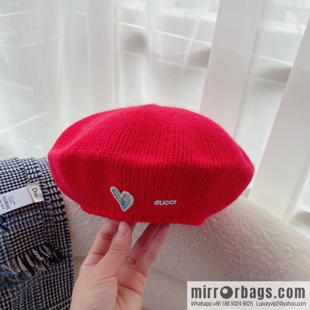 Gucci Gucci 22 years old new knitted beret
