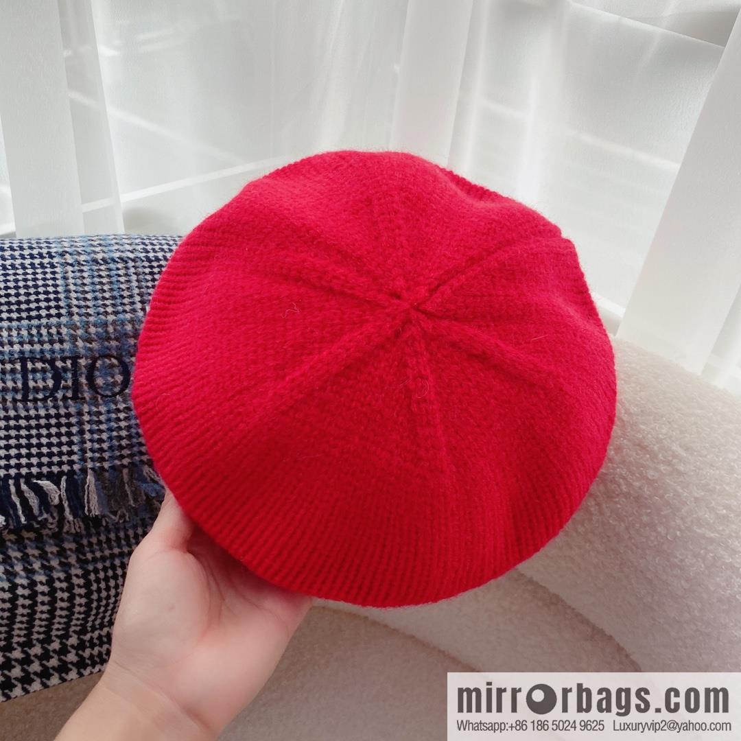 Gucci Gucci 22 years old new knitted beret