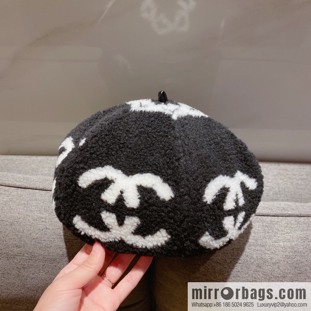 Chanel 2022 autumn and winter new lamb wool beret