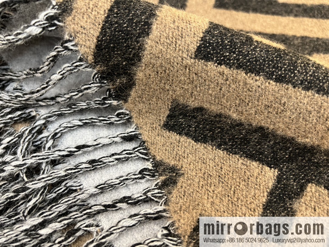 FENDI Fendi cashmere and wool blend double-sided cape FXX715