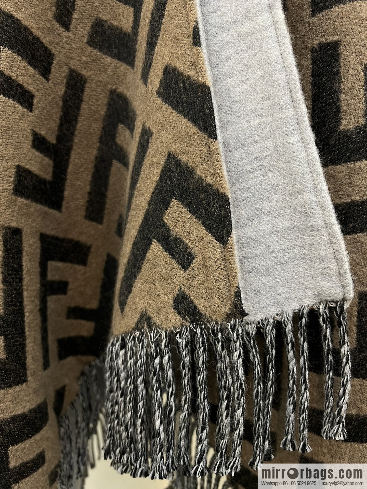 FENDI Fendi cashmere and wool blend double-sided cape FXX715