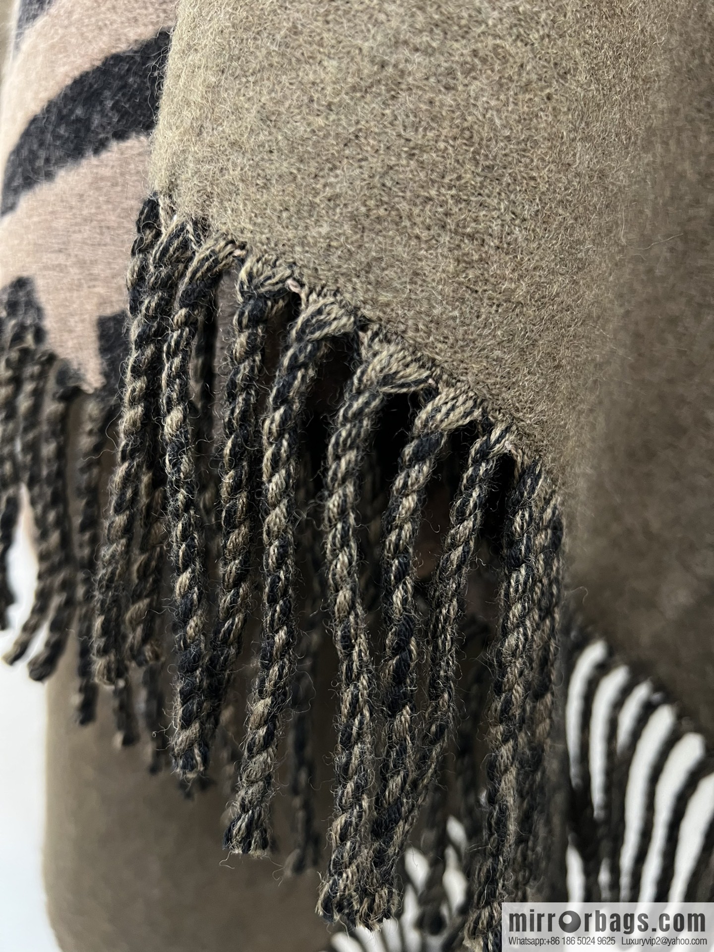 FENDI Fendi cashmere and wool blend double-sided cape FXX715