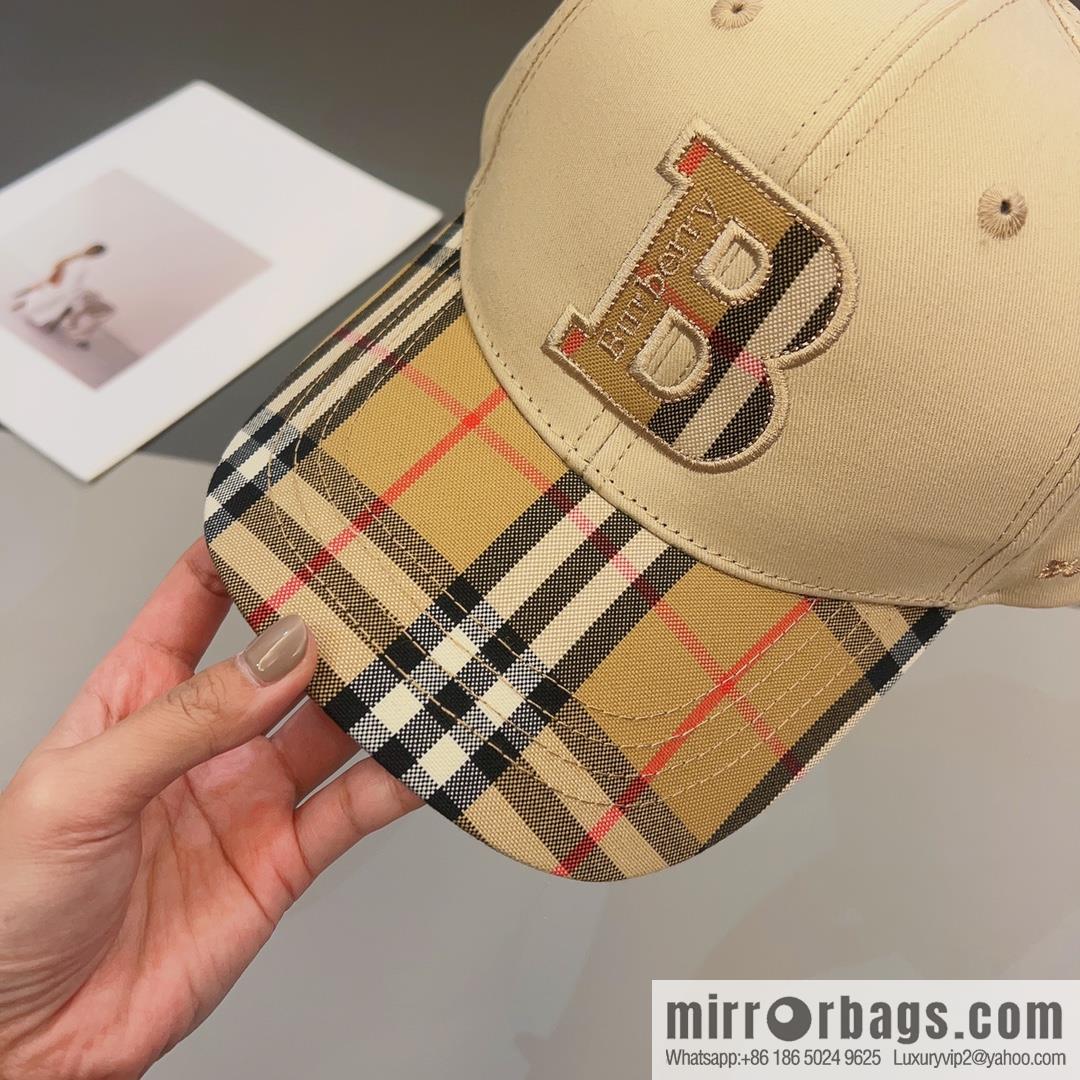 Burberry Classic Plaid Unisex Baseball Cap