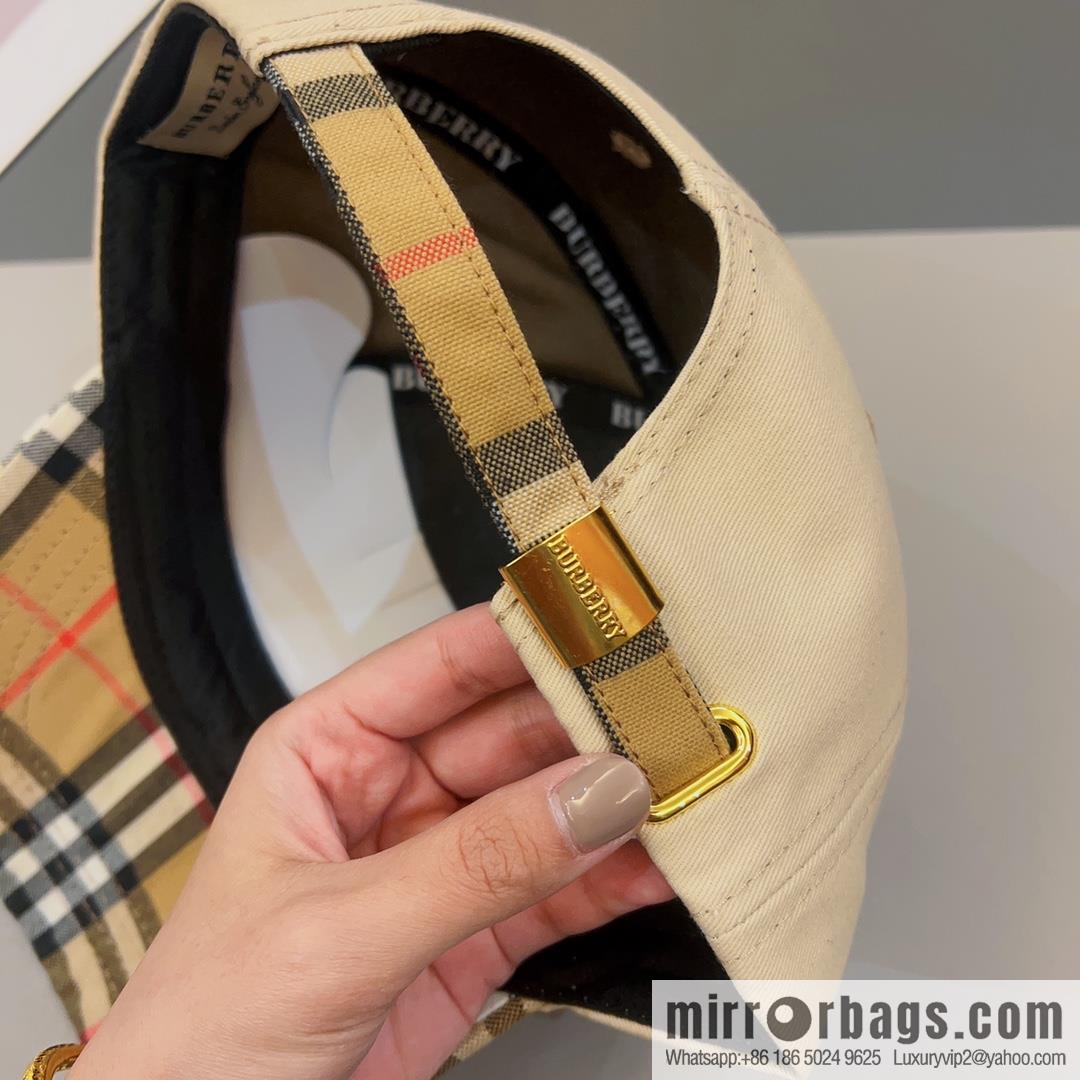 Burberry Classic Plaid Unisex Baseball Cap