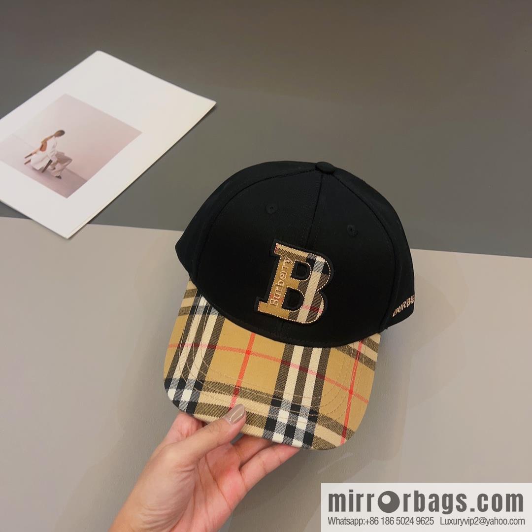 Burberry Classic Plaid Unisex Baseball Cap