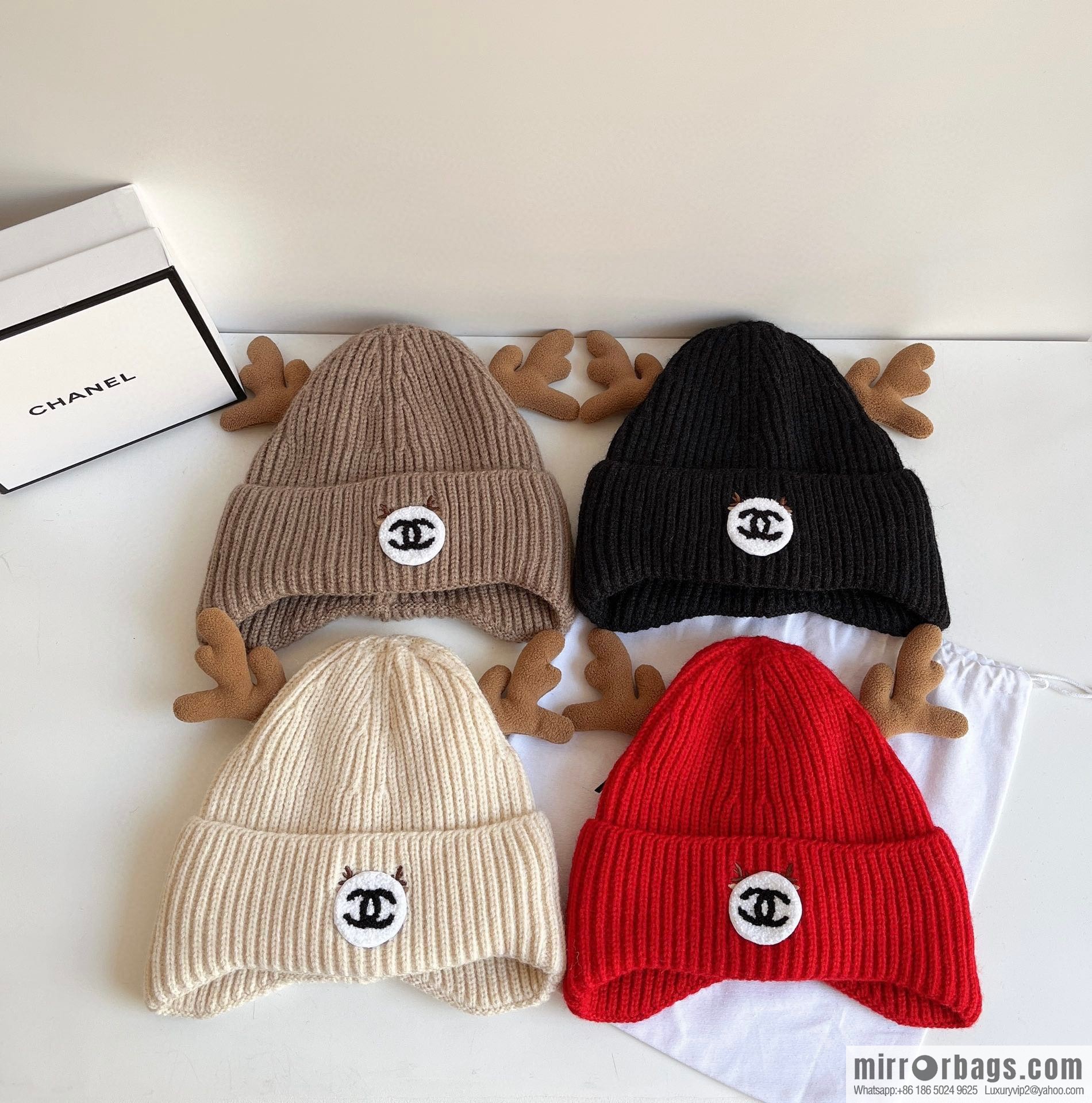Chanel 2022 autumn and winter new Christmas series plush wool hat