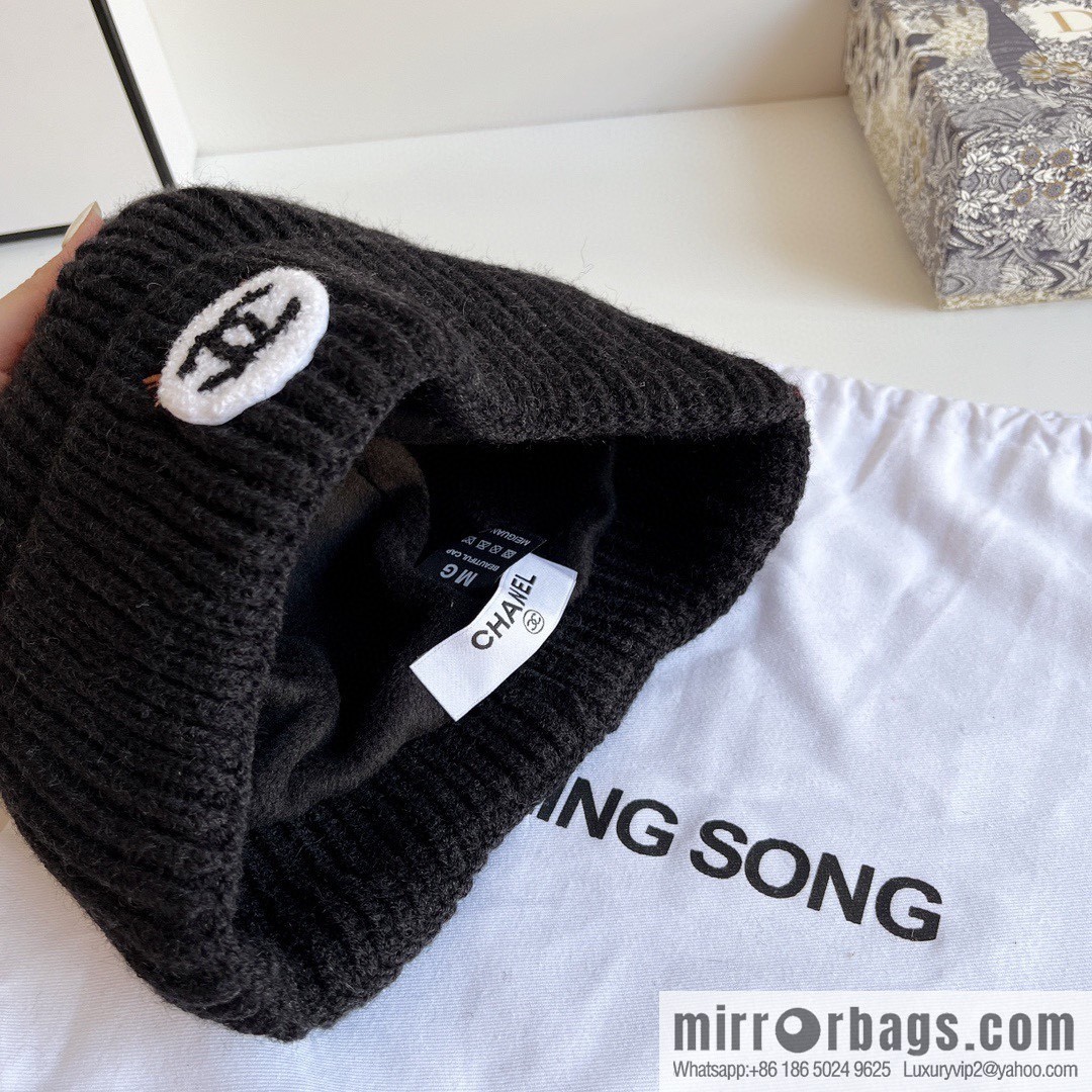 Chanel 2022 autumn and winter new Christmas series plush wool hat