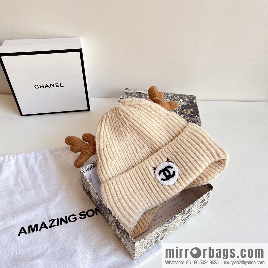 Chanel 2022 autumn and winter new Christmas series plush wool hat