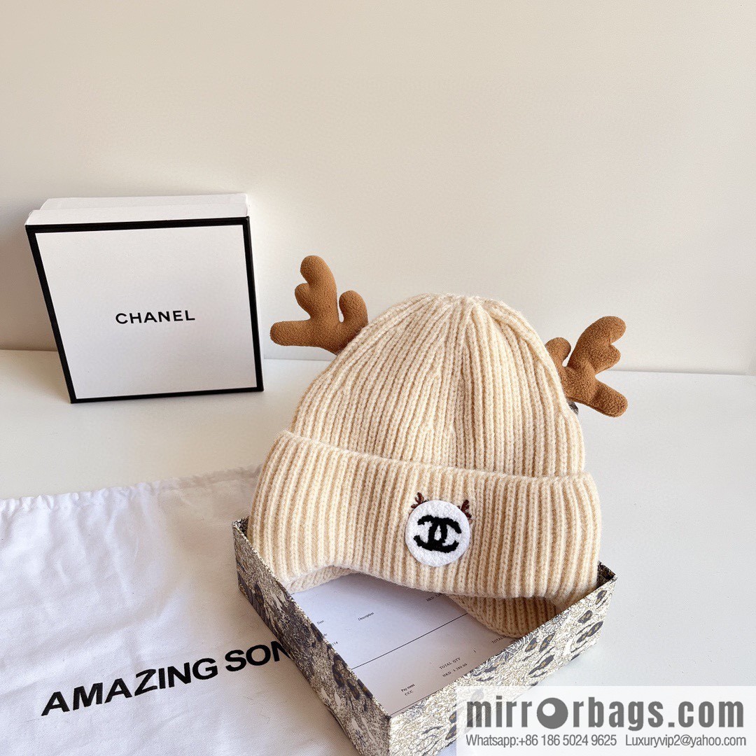 Chanel 2022 autumn and winter new Christmas series plush wool hat