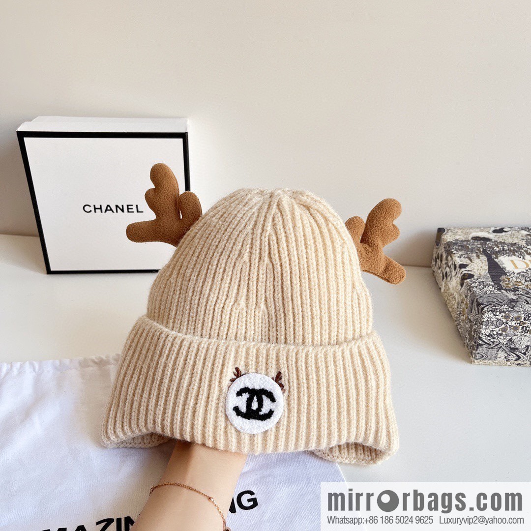 Chanel 2022 autumn and winter new Christmas series plush wool hat