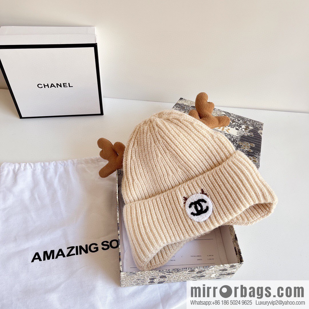 Chanel 2022 autumn and winter new Christmas series plush wool hat