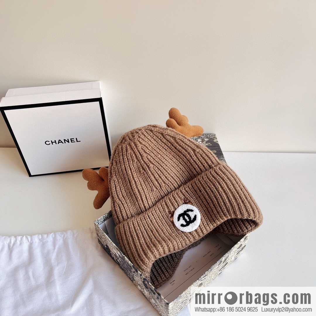 Chanel 2022 autumn and winter new Christmas series plush wool hat