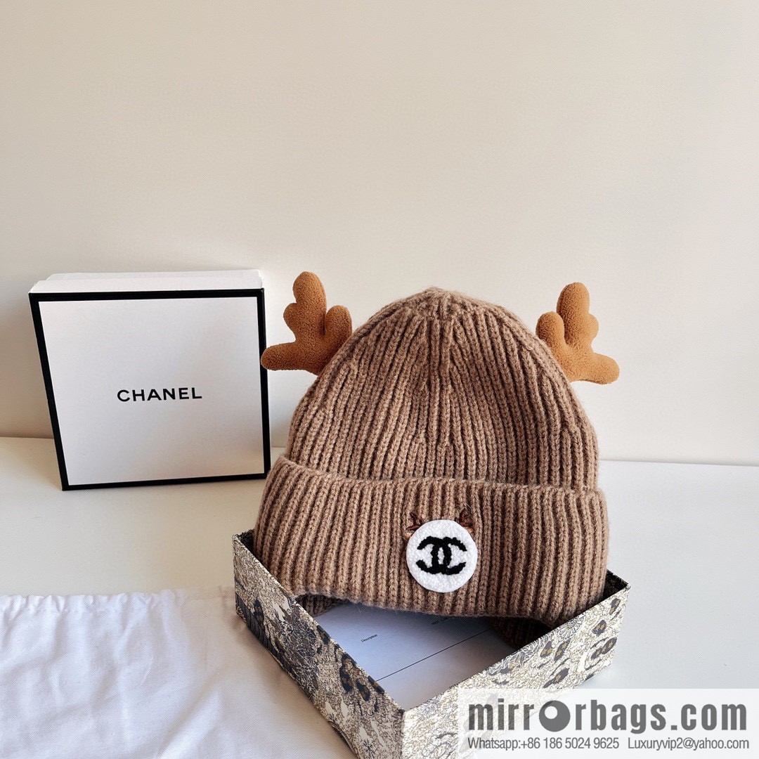 Chanel 2022 autumn and winter new Christmas series plush wool hat