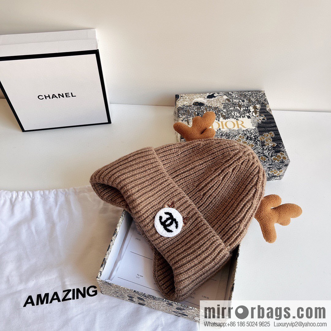 Chanel 2022 autumn and winter new Christmas series plush wool hat