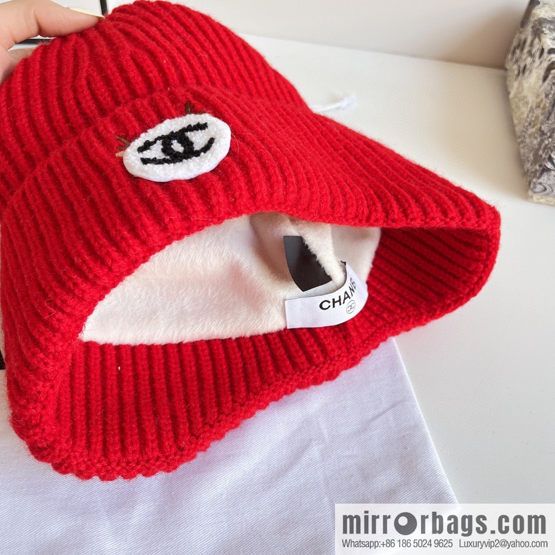 Chanel 2022 autumn and winter new Christmas series plush wool hat