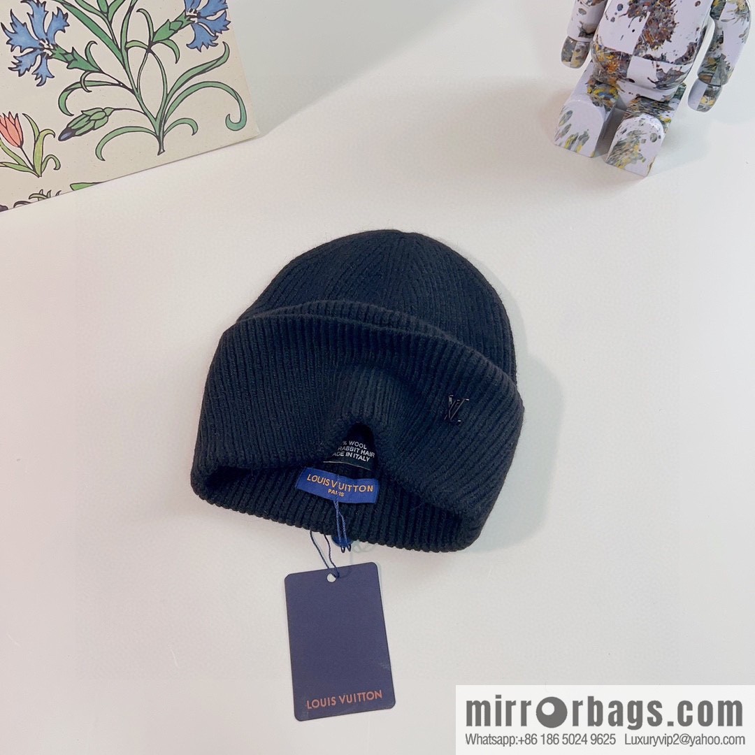 LV Louis Vuitton 2022 autumn and winter new rabbit fur men's and women's knitted wool hats