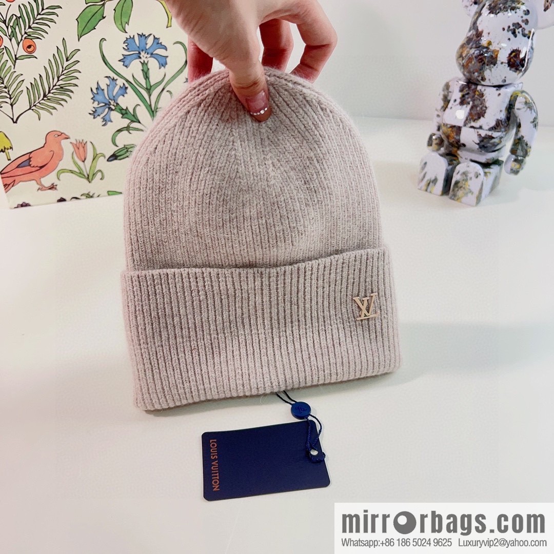 LV Louis Vuitton 2022 autumn and winter new rabbit fur men's and women's knitted wool hats
