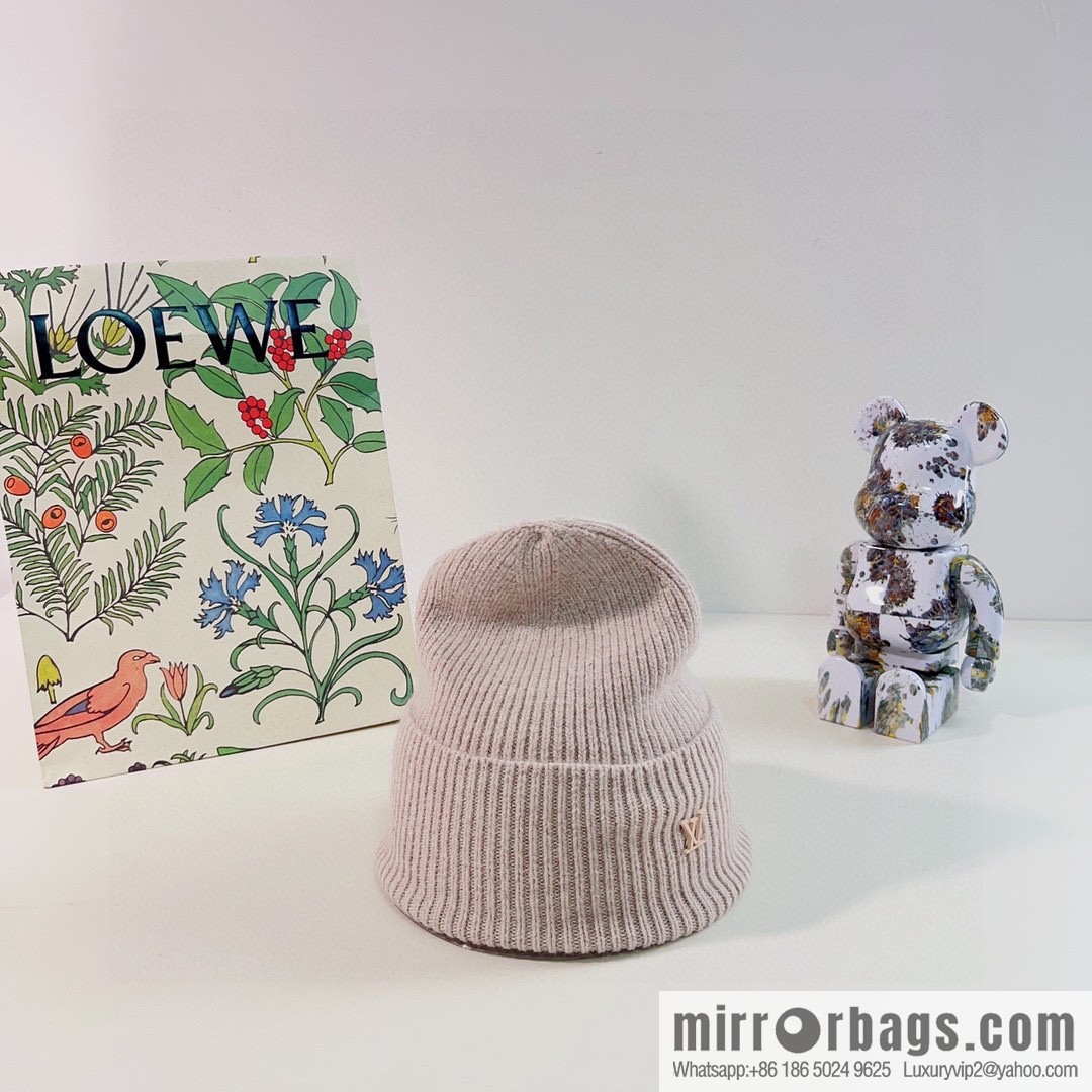 LV Louis Vuitton 2022 autumn and winter new rabbit fur men's and women's knitted wool hats