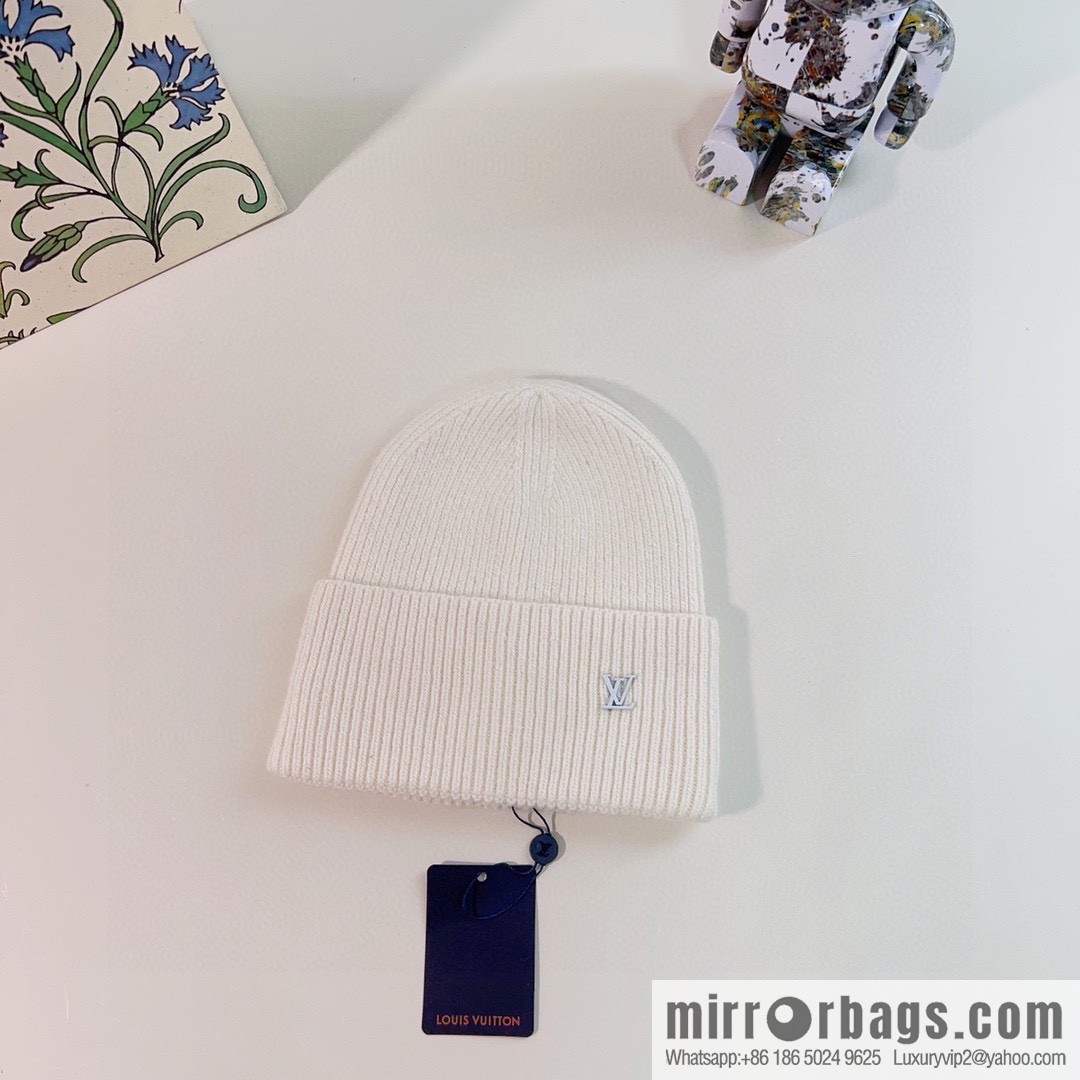 LV Louis Vuitton 2022 autumn and winter new rabbit fur men's and women's knitted wool hats