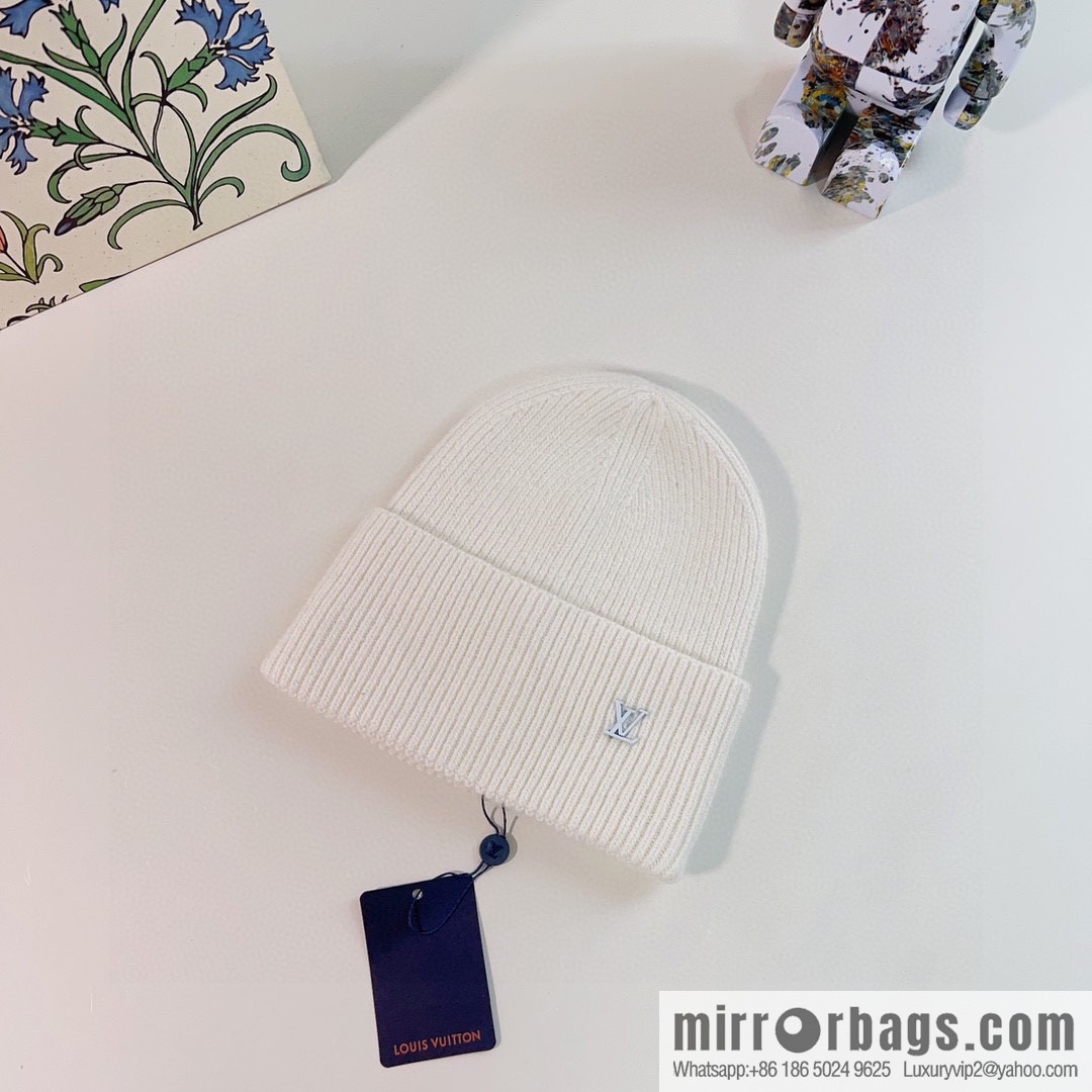 LV Louis Vuitton 2022 autumn and winter new rabbit fur men's and women's knitted wool hats