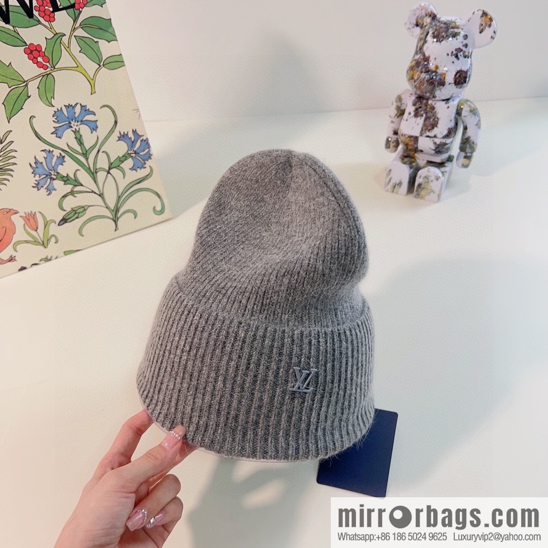 LV Louis Vuitton 2022 autumn and winter new rabbit fur men's and women's knitted wool hats