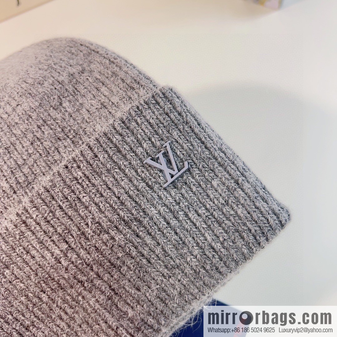 LV Louis Vuitton 2022 autumn and winter new rabbit fur men's and women's knitted wool hats