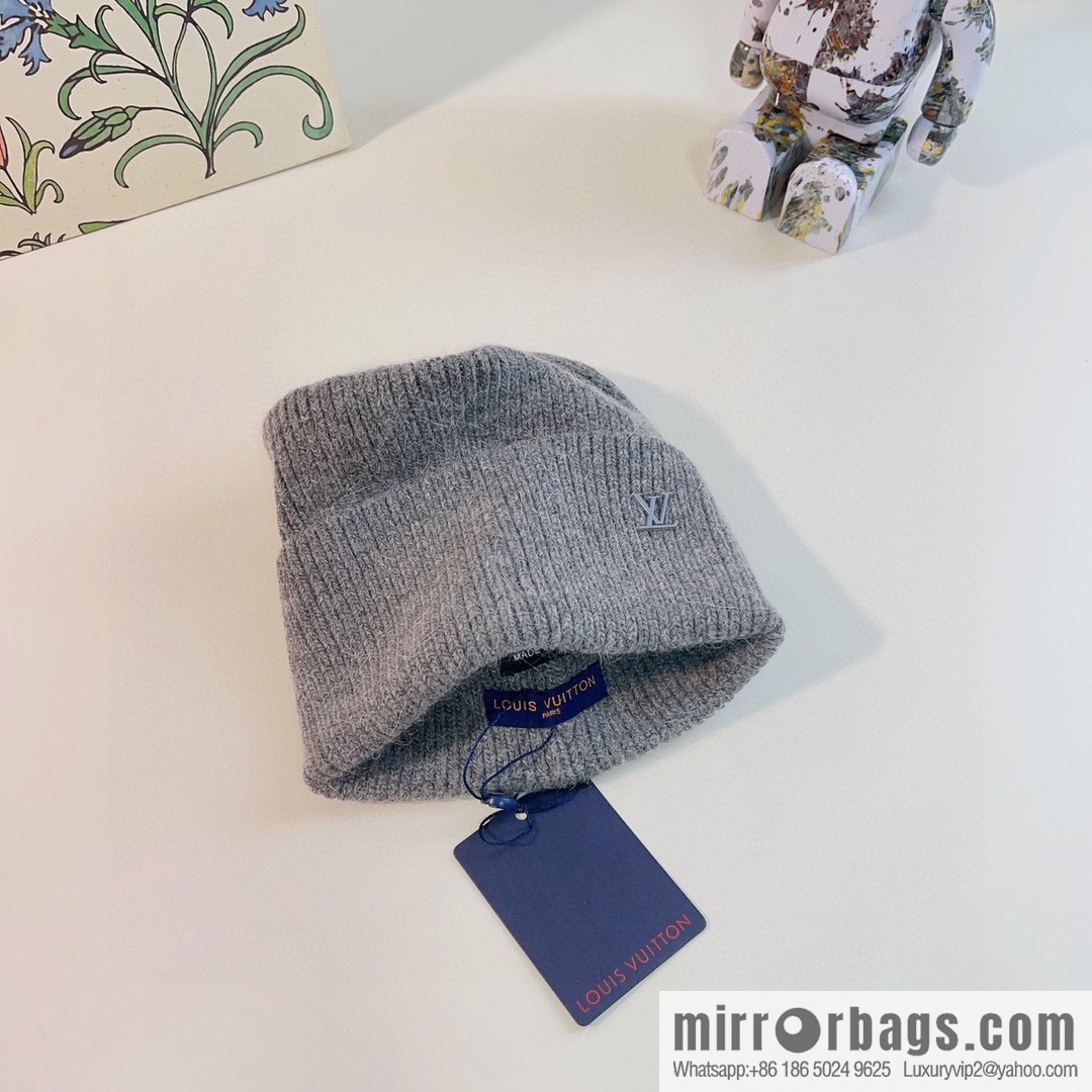 LV Louis Vuitton 2022 autumn and winter new rabbit fur men's and women's knitted wool hats