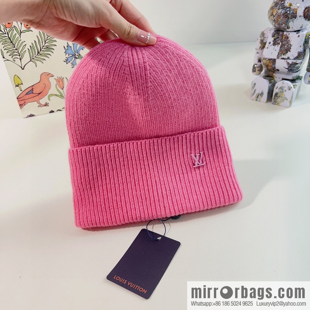 LV Louis Vuitton 2022 autumn and winter new rabbit fur men's and women's knitted wool hats