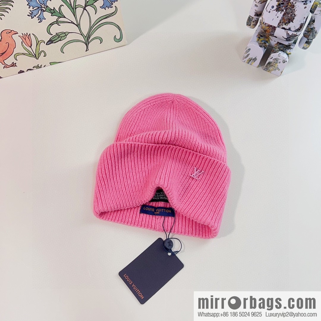 LV Louis Vuitton 2022 autumn and winter new rabbit fur men's and women's knitted wool hats
