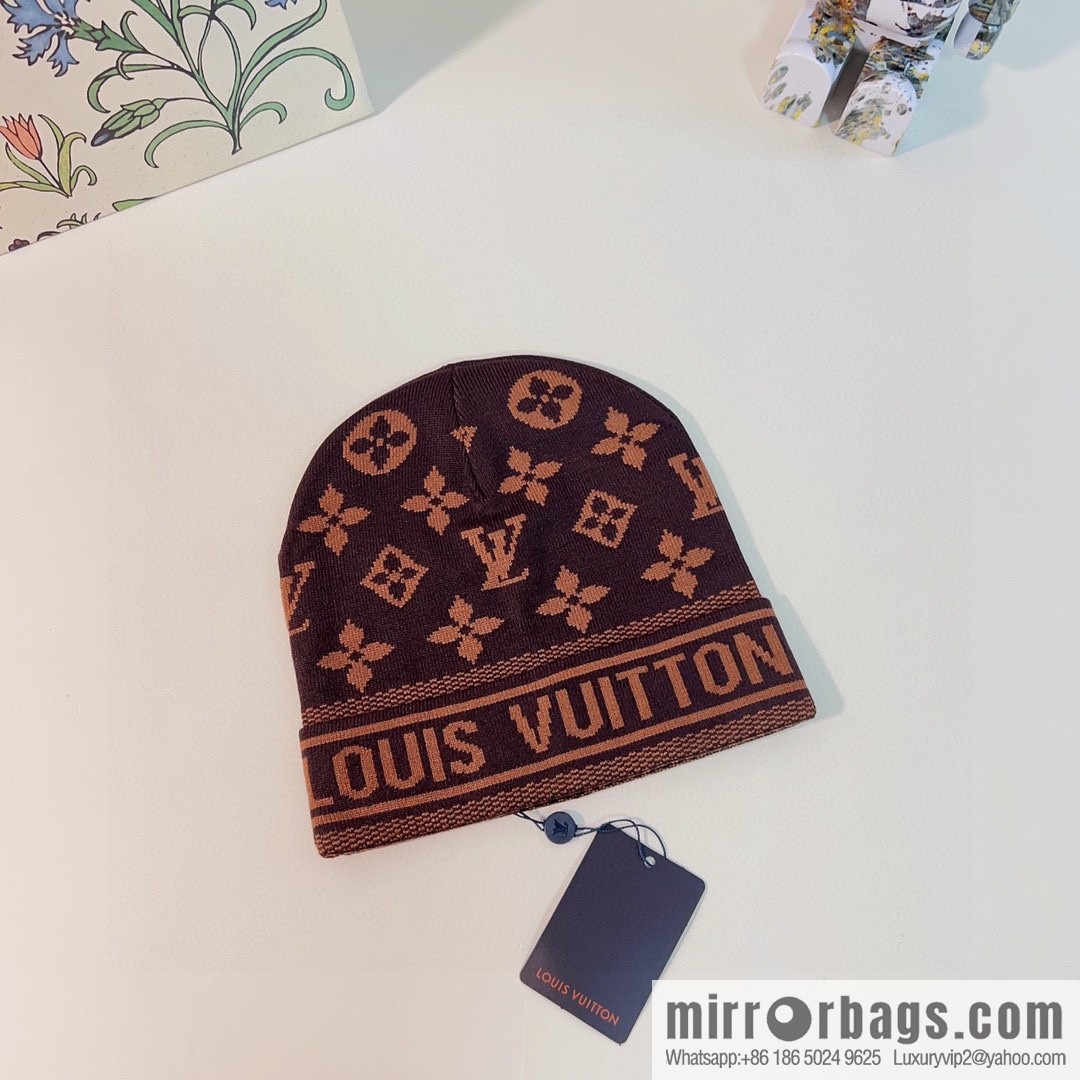 LV Louis Vuitton 2022 autumn and winter new counters synchronized men's and women's knitted wool hats