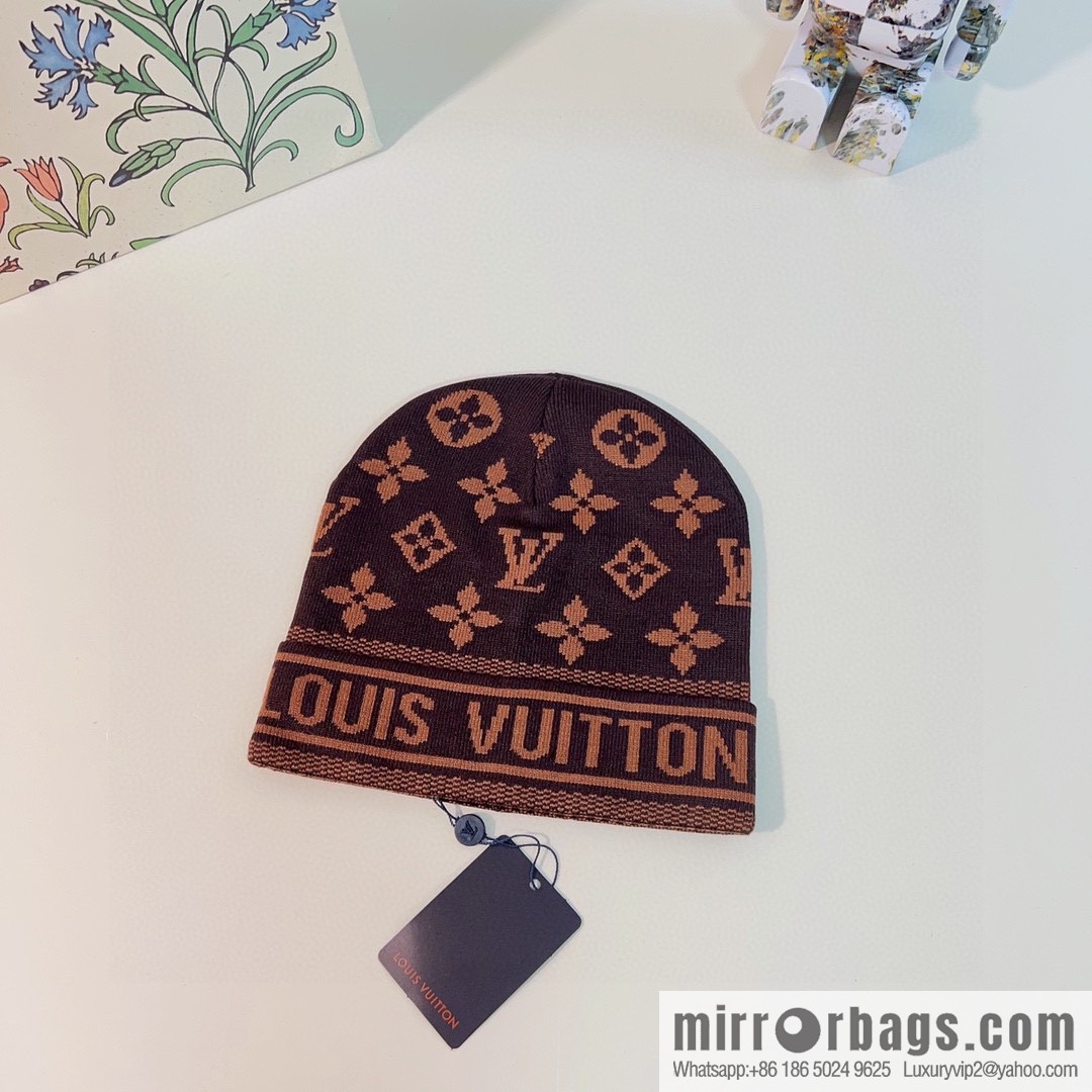 LV Louis Vuitton 2022 autumn and winter new counters synchronized men's and women's knitted wool hats