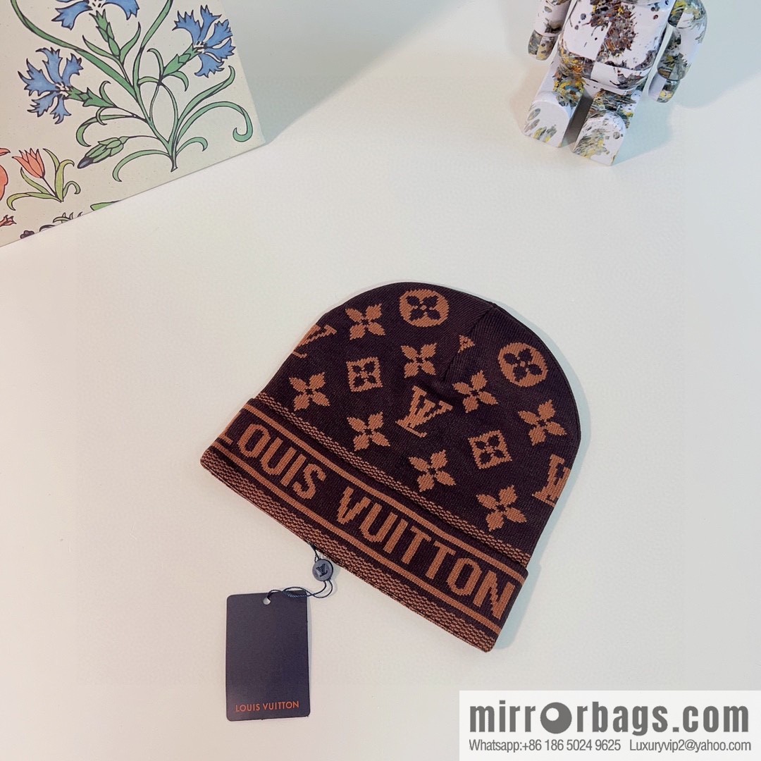 LV Louis Vuitton 2022 autumn and winter new counters synchronized men's and women's knitted wool hats