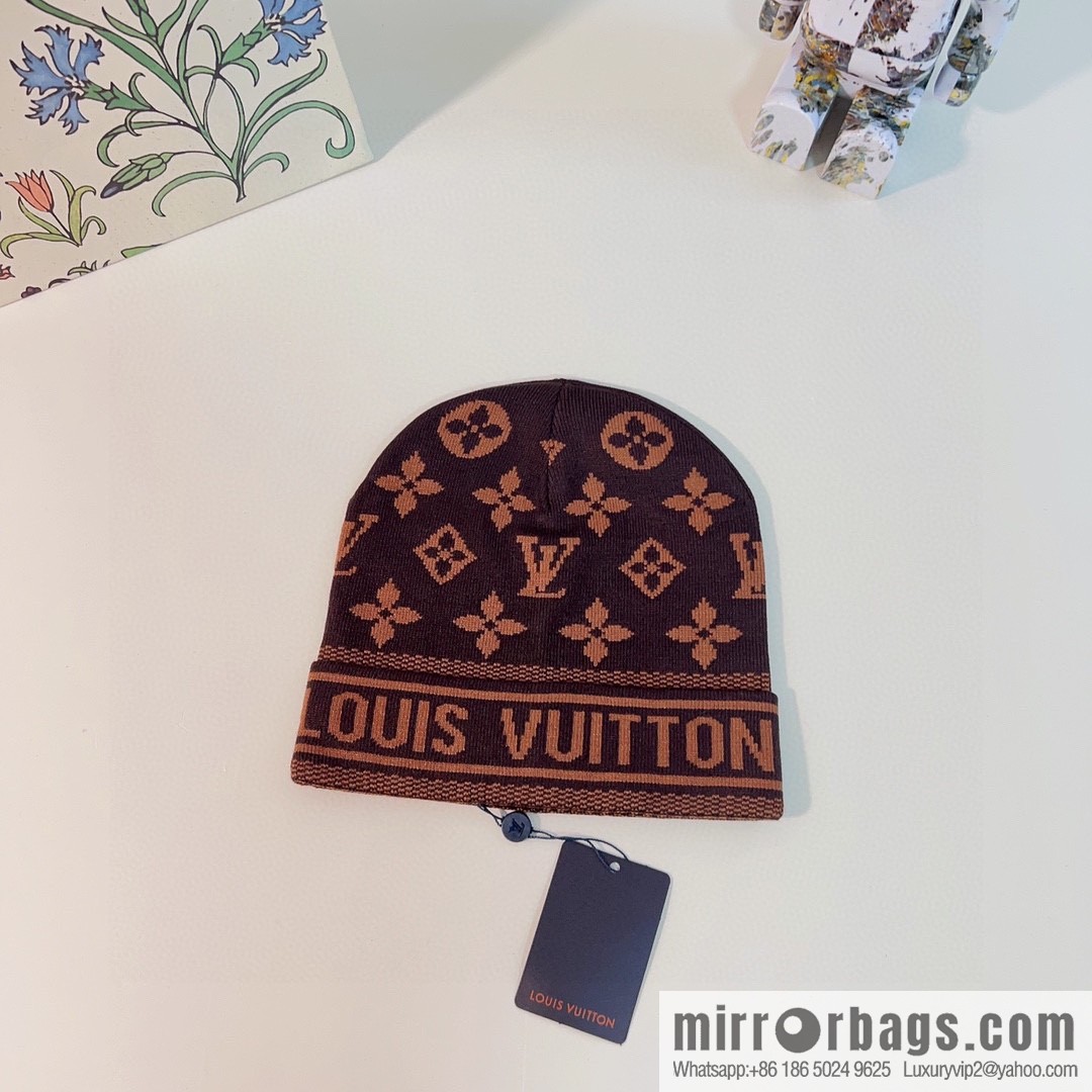 LV Louis Vuitton 2022 autumn and winter new counters synchronized men's and women's knitted wool hats
