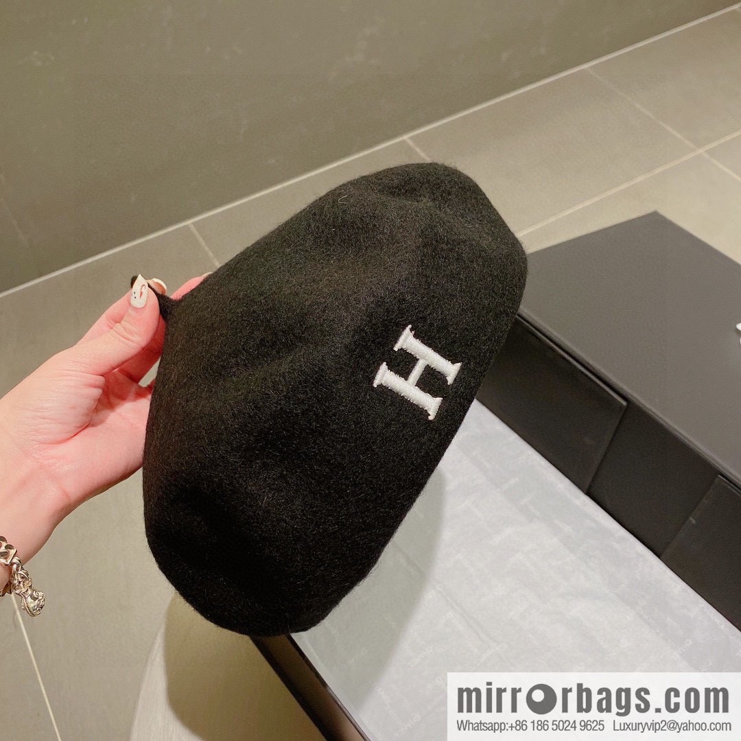 HERMES new beret for autumn and winter 2022