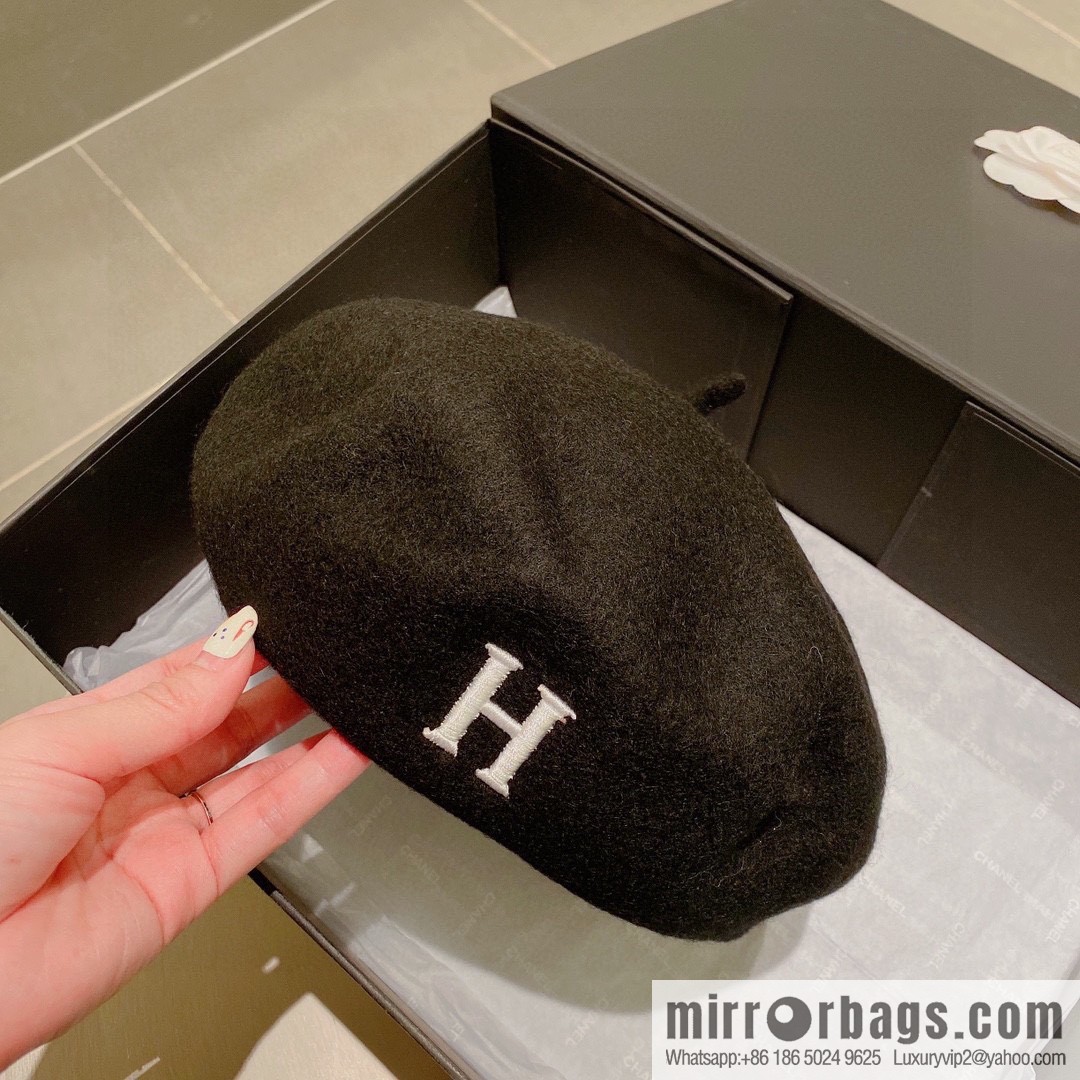 HERMES new beret for autumn and winter 2022