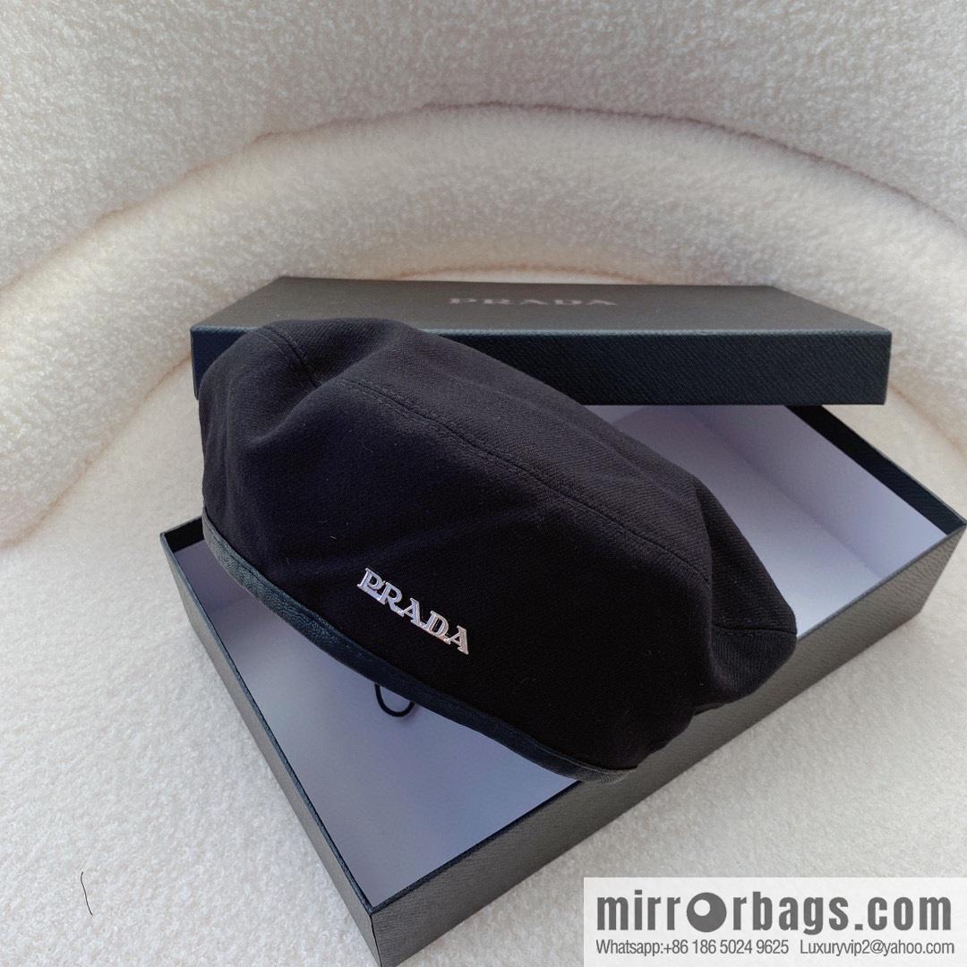 Prada 2022 autumn and winter new wool beret