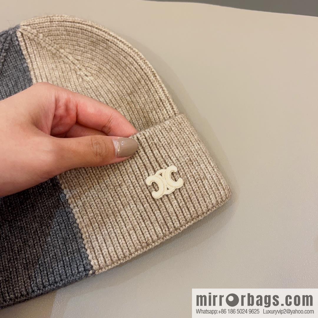 CELINE Arc de Triomphe logo knitted wool hat