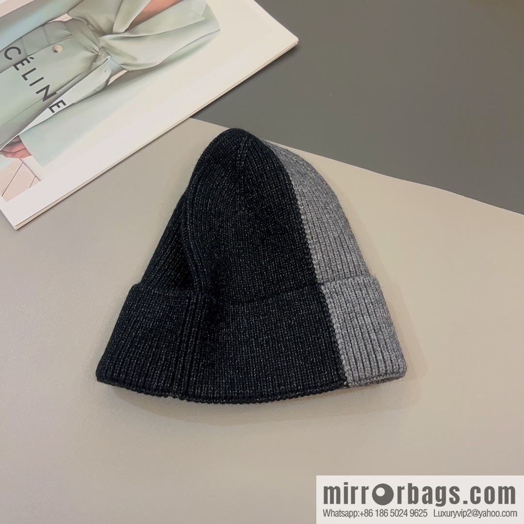 CELINE Arc de Triomphe logo knitted wool hat