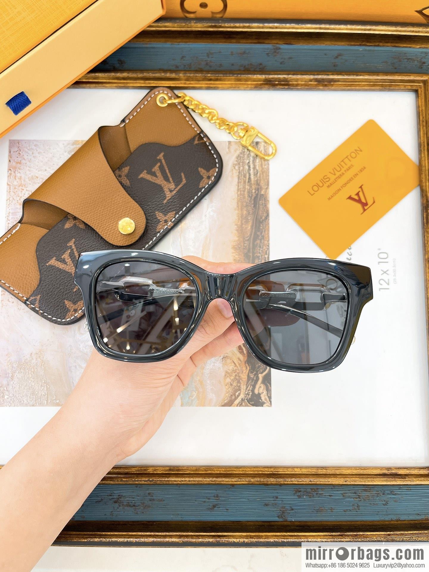 LV Louis Vuitton Square Unisex Sunglasses