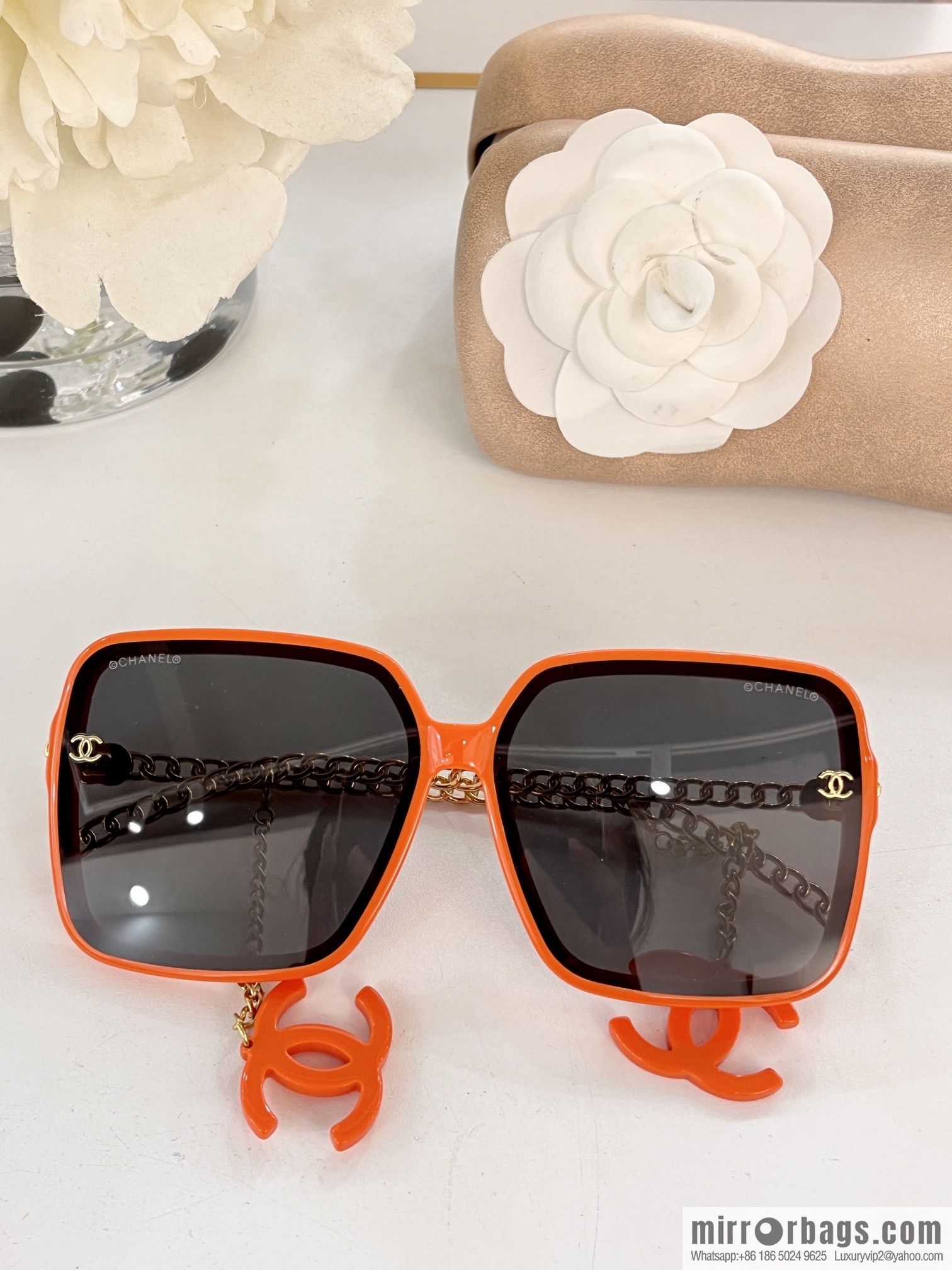 Chanel pendant women's sunglasses
