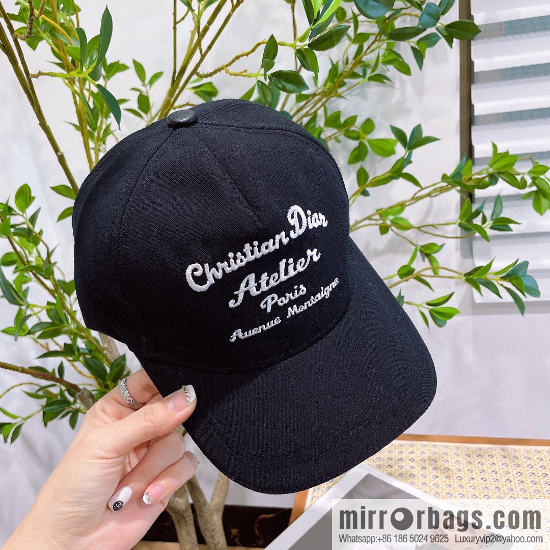 Dior 2023 new walking embroidered baseball cap