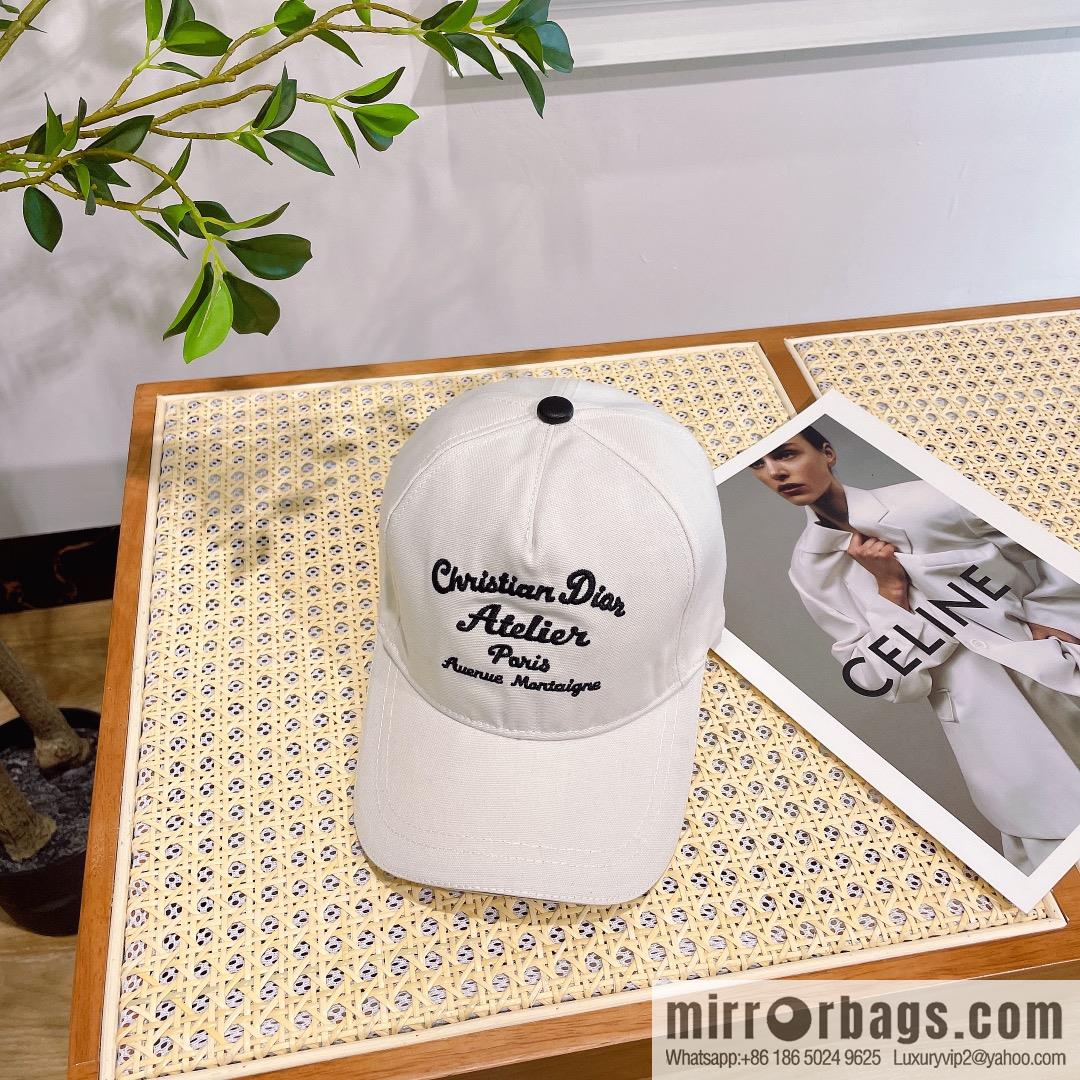 Dior 2023 new walking embroidered baseball cap