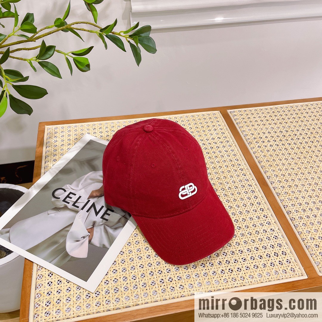 Balenciaga three-dimensional relief unisex baseball cap