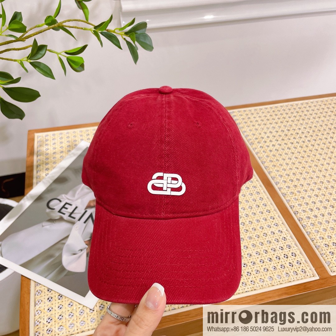 Balenciaga three-dimensional relief unisex baseball cap