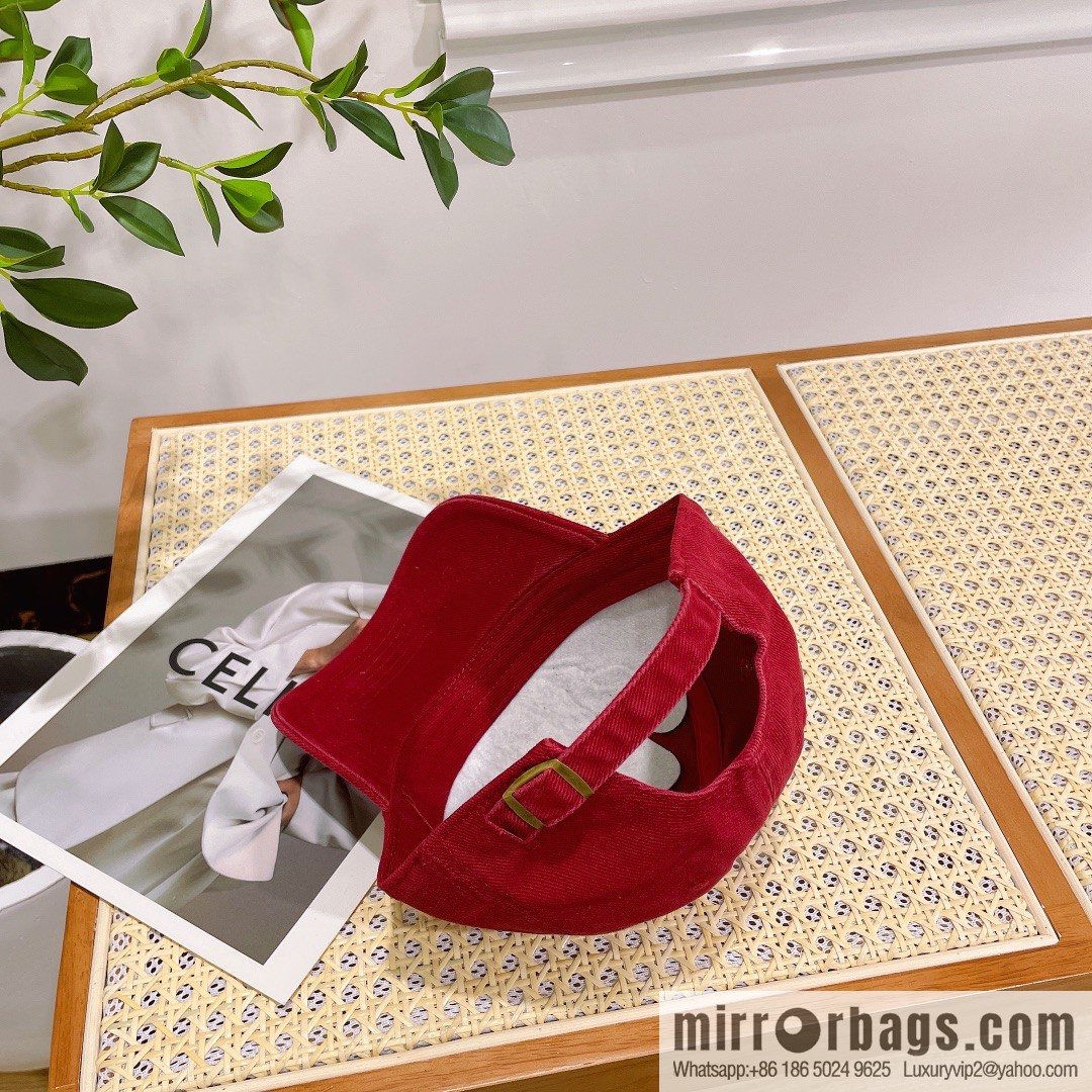 Balenciaga three-dimensional relief unisex baseball cap